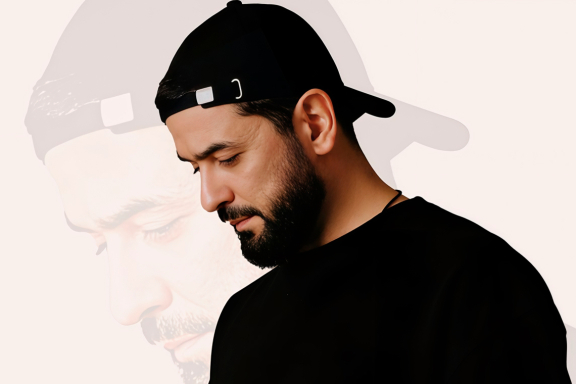 JANAGA &vcy; &Kcy;&rcy;&acy;&scy;&ncy;&ocy;&dcy;&acy;&rcy;&iecy;