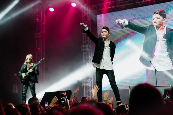 Концерт AKMAL