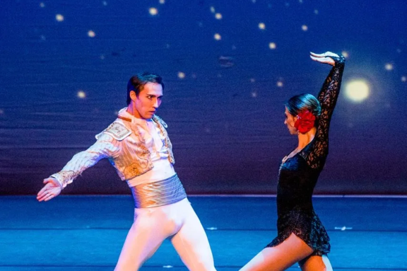 &Zcy;&vcy;&iocy;&zcy;&dcy;&ycy; &Mcy;&icy;&rcy;&ocy;&vcy;&ocy;&gcy;&ocy; &bcy;&acy;&lcy;&iecy;&tcy;&acy; &icy; Moscow State Ballet &vcy; &lcy;&iecy;&gcy;&iecy;&ncy;&dcy;&acy;&rcy;&ncy;&ocy;&mcy; &scy;&pcy;&iecy;&kcy;&tcy;&acy;&kcy;&lcy;&iecy; &laquo;&Kcy;&Acy;&Rcy;&Mcy;&IEcy;&Ncy;&raquo;