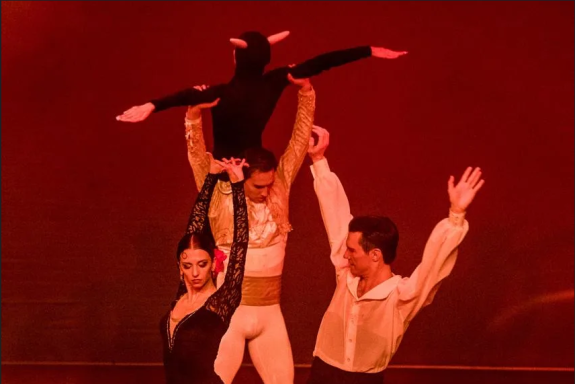 &Zcy;&vcy;&iocy;&zcy;&dcy;&ycy; &Mcy;&icy;&rcy;&ocy;&vcy;&ocy;&gcy;&ocy; &bcy;&acy;&lcy;&iecy;&tcy;&acy; &icy; Moscow State Ballet &vcy; &lcy;&iecy;&gcy;&iecy;&ncy;&dcy;&acy;&rcy;&ncy;&ocy;&mcy; &scy;&pcy;&iecy;&kcy;&tcy;&acy;&kcy;&lcy;&iecy; &laquo;&Kcy;&Acy;&Rcy;&Mcy;&IEcy;&Ncy;&raquo;