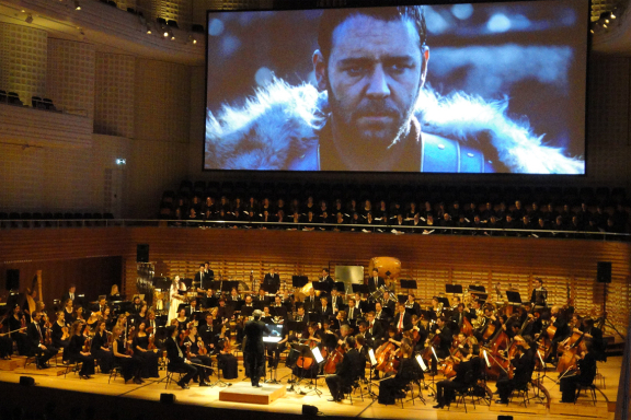 Шоу саундтреков при свечах - Россия VS Hollywood с ACO-оркестром