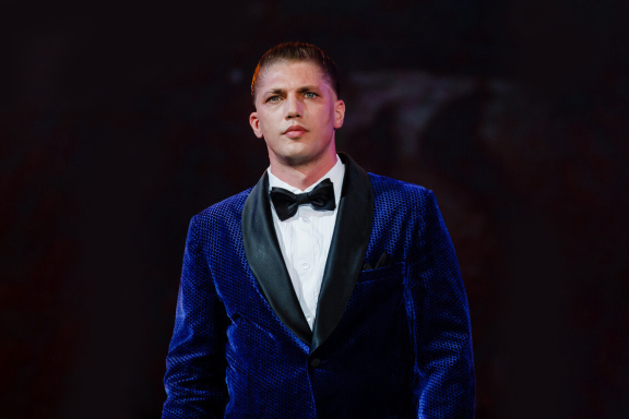 "&Ocy;&Ncy; &Ncy;&IEcy; &Vcy;&IEcy;&Rcy;&Ncy;&Ucy;&Lcy;&Scy;&YAcy; &Icy;&Zcy; &Bcy;&Ocy;&YAcy;"  &Kcy;&ocy;&ncy;&tscy;&iecy;&rcy;&tcy; &IEcy;&vcy;&gcy;&iecy;&ncy;&icy;&yacy; &Pcy;&acy;&ncy;&chcy;&iocy;&khcy;&icy;&ncy;&acy; &scy; &ucy;&chcy;&acy;&scy;&tcy;&icy;&iecy;&mcy; &kcy;&ocy;&lcy;&lcy;&iecy;&tcy;&icy;&vcy;&ocy;&vcy; &fcy;&icy;&lcy;&acy;&rcy;&mcy;&ocy;&ncy;&icy;&icy;&period;