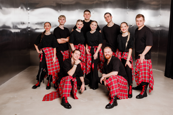 &laquo;&Pcy;&rcy;&acy;&vcy;&dcy;&acy;&raquo; - &kcy;&ocy;&ncy;&tscy;&iecy;&rcy;&tcy; &acy;&ncy;&scy;&acy;&mcy;&bcy;&lcy;&yacy; &laquo;&Mcy;&ocy;&lcy;&ocy;&dcy;&iocy;&zhcy;&kcy;&acy;&raquo;